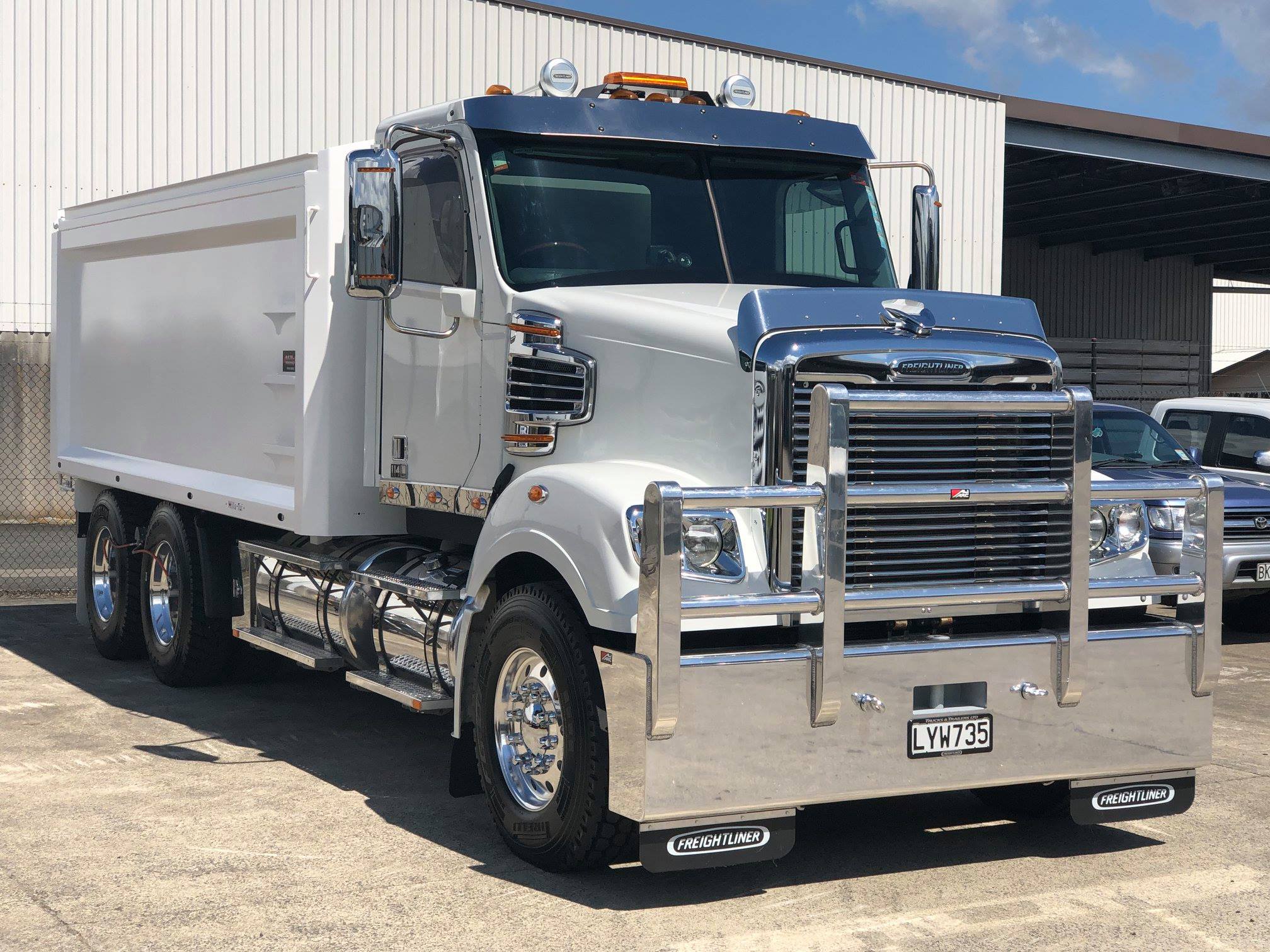 steel tipping body Makaretu 00