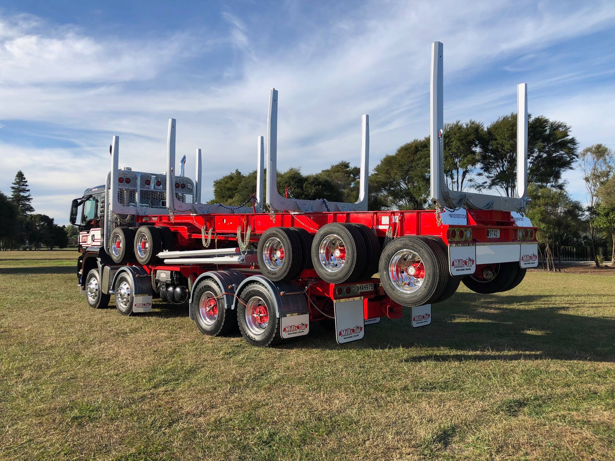 new log truck woodstock 02
